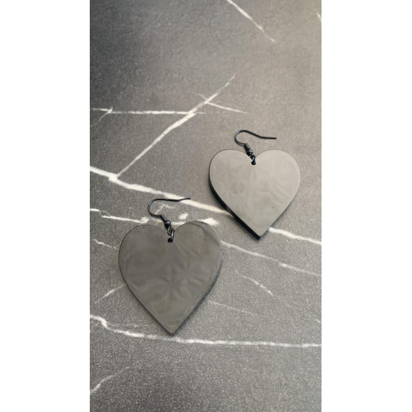 Parlak Siyah Renkli Siyah Aksesuarlı Kalp Kupa Model 5 Cm Epoksi Küpe El Yapımı Hediyelik - Resim 6