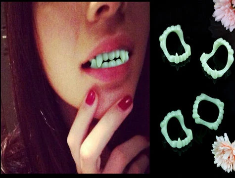 Periboia Drakula Vampir Dişi - Beyaz