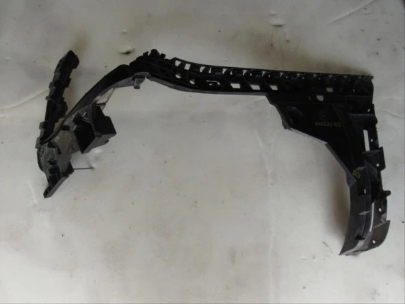 W213 E SERISI 2016+ AMG IÇIN UYUMLU ARKA TAMPON IÇ BRAKETI - 2138850263 ürün görseli 1