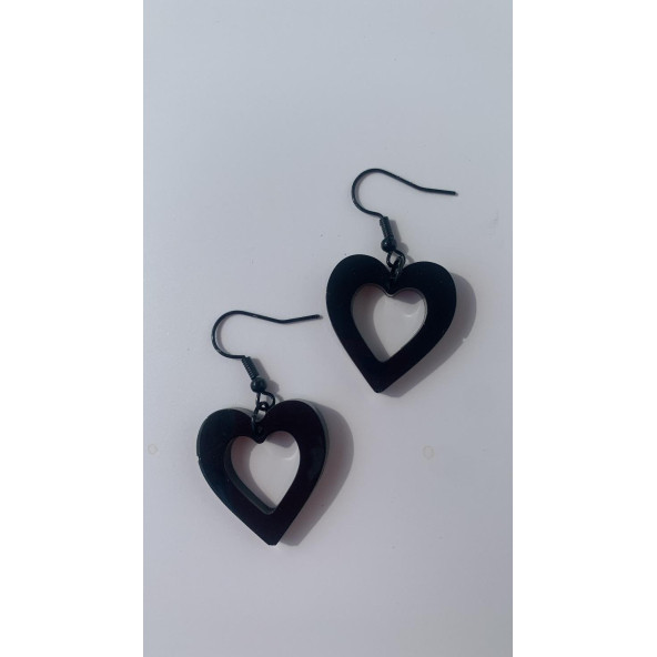 Parlak Siyah Renkli Siyah Aksesuarlı Kalp Kupa İçi Boş Model 3 Cm Epoksi Küpe El Yapımı Hediyelik ürün görseli