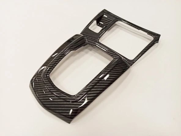 QASHQAI 2018+ IÇIN UYUMLU VITES KAPLAMA - CARBON ürün görseli 1