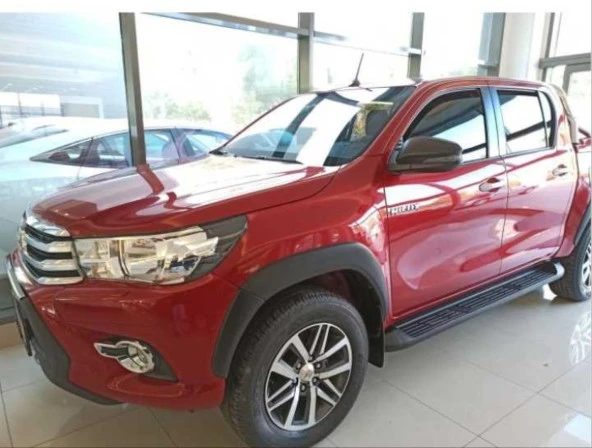 HILUX REVO 2016-2019 IÇIN UYUMLU AYNA KAPAGI SIYAH