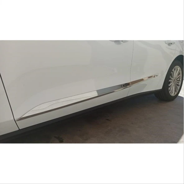 FOCUS IÇIN UYUMLU 2019+ KAPI ÇITASI PIANO BLACK - Resim 4