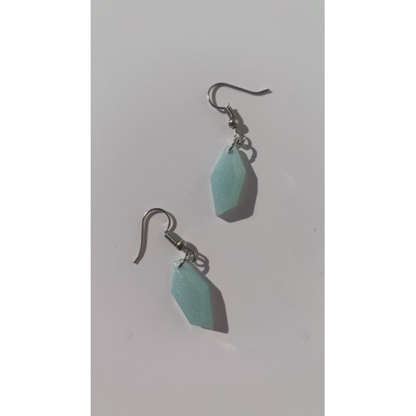 Parlak Buz Mavi Renkli Simli Sedefli Gümüş Aksesuarlı Kristal Şekil Sallantılı El Yapımı Epoksi Küpe - Resim 8