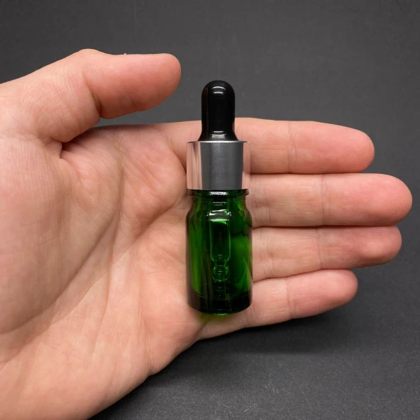 5Ml Yeşil Cam Damlalıklı Şişe , Gümüş Metal Kapak , 5 Cc Yeşil Cam Damlalıklı Şişe x 6 Adet
