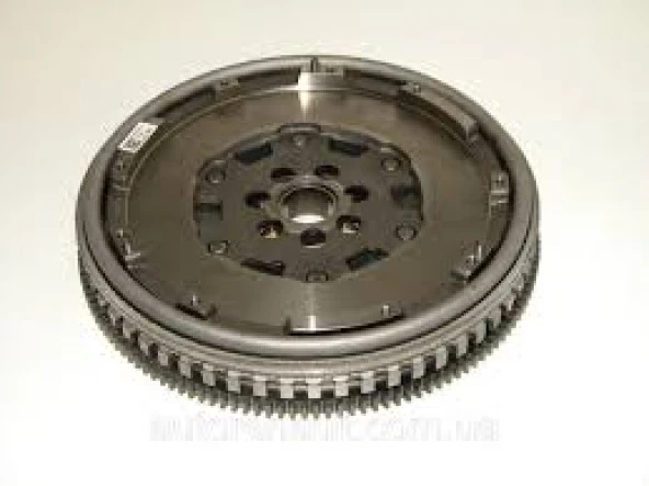 MAIS 123003948R-VOLANT NISSAN JUKE 1.5 DCI > 1231000Q0J