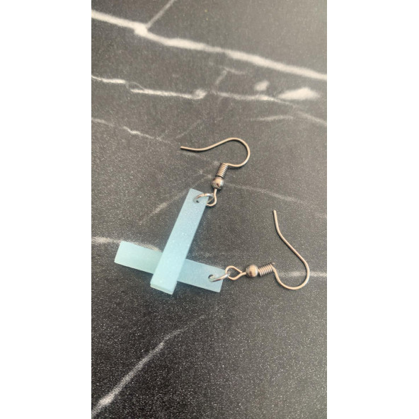 Buz Mavi Renkli Simli Sedefli Parlak Gümüş Aksesuarlı Çubuk Şekil Sallantılı Epoksi Küpe Hediyelik - Resim 5