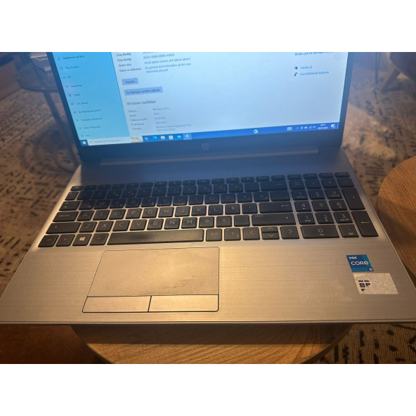 HP 250 G8 853U8ES i5-1135G7 8 GB 256 GB SSD 15.6" Win10 Dizüstü Bilgisayar Yenilenmiş Kutusuz - 4