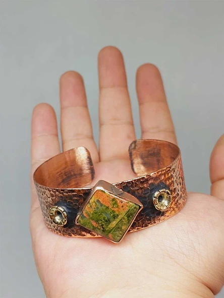 Unakit Taşı Motifli Kalın Bakır Bileklik (52520) ürün görseli