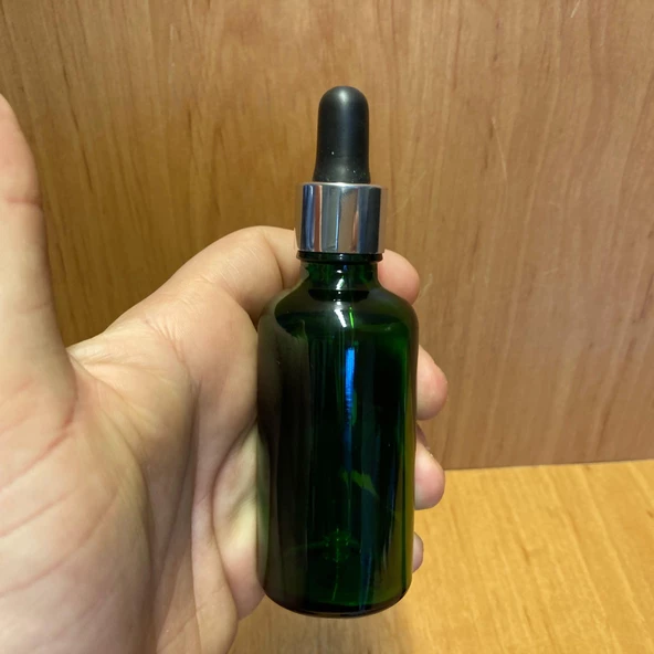 50Ml Yeşil Cam Damlalıklı Şişe , Gümüş Metal Kapak , 50 Cc Yeşil Cam Damlalıklı Şişe x 6 Adet ürün görseli