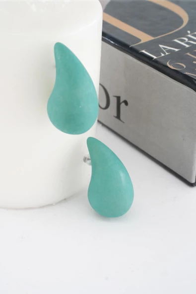 Kadın Vip Seri Su Damlası Model Küpe Yeşil ürün görseli