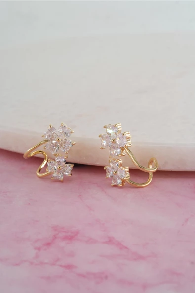 Kadın Vip Seri Baget Zirkon Taşlı  925 Ayar Gümüş Klipsli Küpe Seti - Resim 3