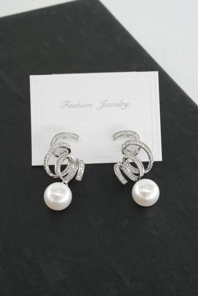 Kadın Vip Seri Baget Zirkon Taşlı  Küpe Seti ürün görseli