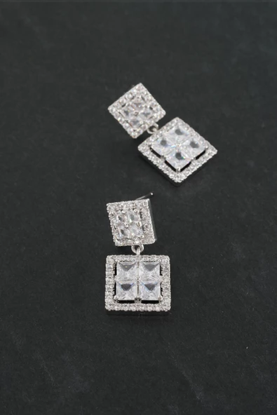 Kadın Vip Seri Baget Zirkon Taşlı  Küpe Seti - 3