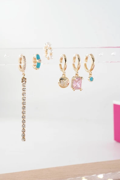 Kadın Vip Seri Özel Tasarım Baget Zirkon Taşlı 6'lı Küpe Seti ürün görseli