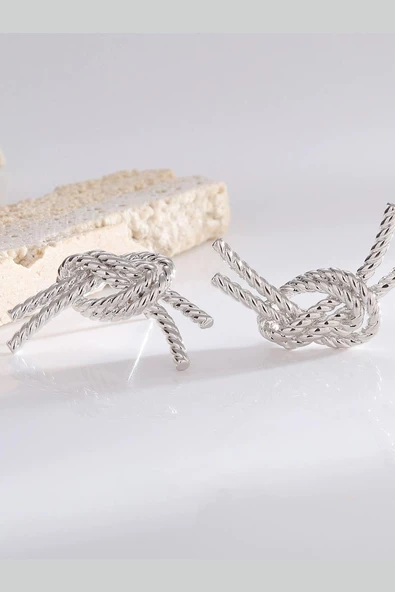 Kadın Özel Tasarım Dikenli Tel Figürlü Küpe 001 - Resim 4