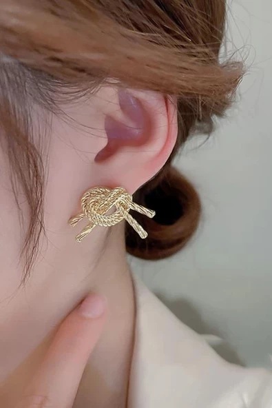 Kadın Özel Tasarım Dikenli Tel Figürlü Küpe 002 - Resim 3