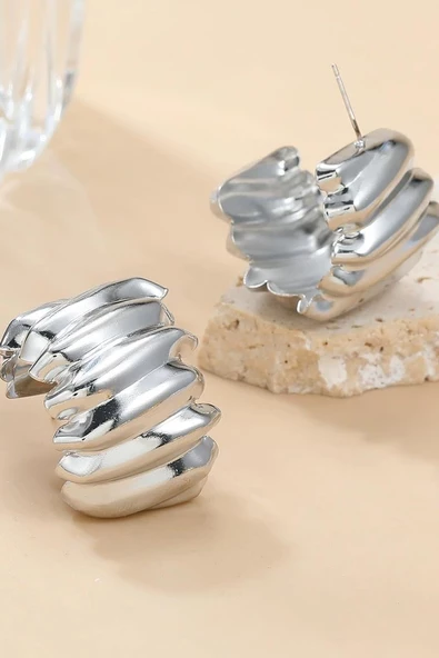 Kadın Özel Tasarım Tırtıklı 3 cm Halka Küpe - Resim 2