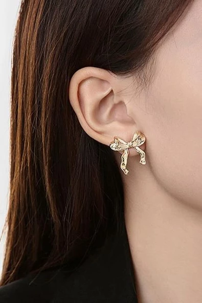 Kadın Özel Tasarım Fiyonk Figürlü 2.5 cm Küpe 002 - Resim 4