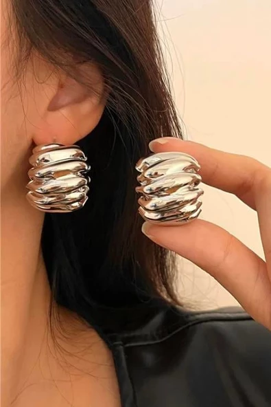 Kadın Özel Tasarım Tırtıklı 3 cm Halka Küpe - Resim 3