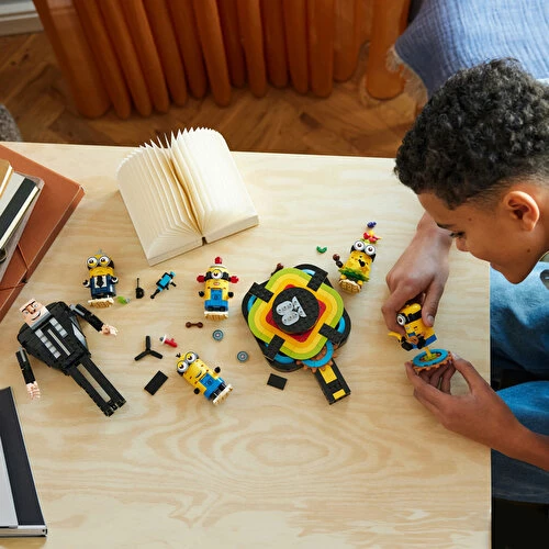 LEGO Despicable 75582 Me 4 Gru ve Minyonlar (839 Parça) - 9