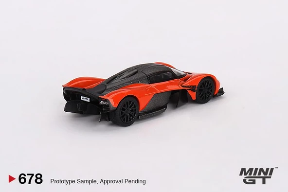 Mini GT Aston Martin Valkyrie Maximum Orange 678 - 2