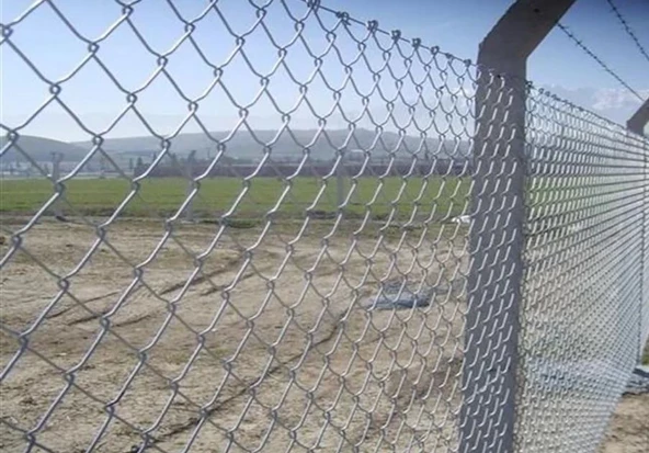 150 cm, 7x7 Göz Aralıklı Örgülü Çit Teli 1,6 mm Kalınlığında - 3