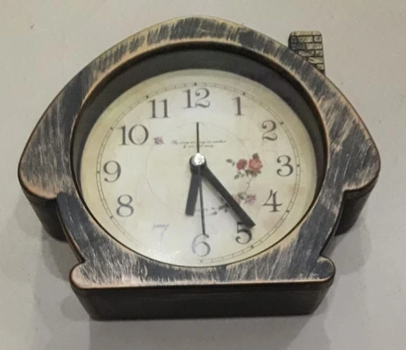 BZD 974 EV ŞEKİLLİ PLASTİK MASA SAATİ ( 1 ADET FİYATIDIR ) - Resim 2