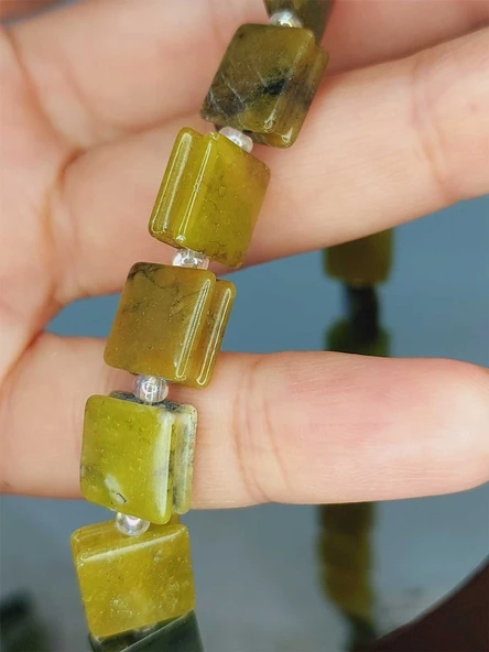 Bileklik Boy Yeşim Taşı Yandan Oyuklu Kare Kesim 10x10mm Yarım Dizi (49554) (18CM UZUNLUĞUNDADIR) - 2