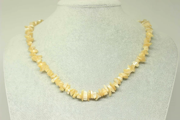 Sedef Taşı Karamel Küçük Taşlar Kolye (22235)