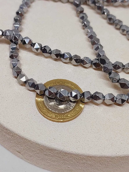 Hematit Taşı Şekilli 5*5.5mm Dizi (52338) - Resim 2