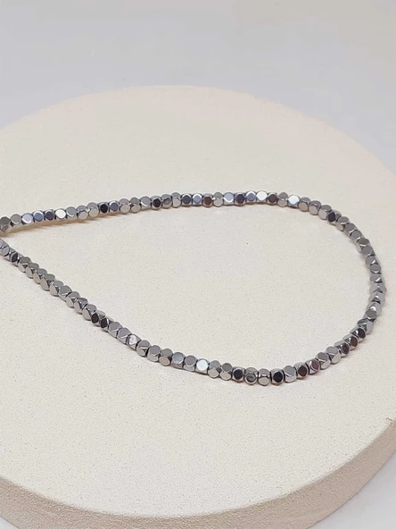 Hematit Taşı Şekilli 3.5*3.5mm Dizi (52324) - Resim 2