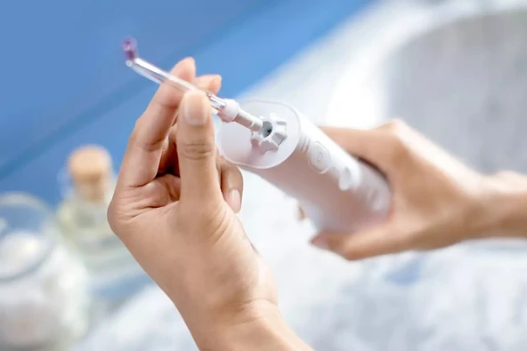 Philips Sonicare 3000 HX3826/31 Diş Arası Temizleyicisi Şarjlı Ağız Duşu - 4