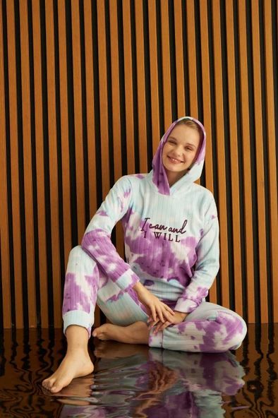 Kadın Batik Desen Kapüşonlu Fitilli Polar Bilek Manşetli Kışlık Jogger Pijama Takımı - 11