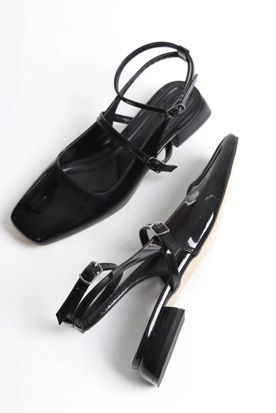 Atika Siyah Rugan Mary Jane Kısa Topuklu Günlük Ayakkabı