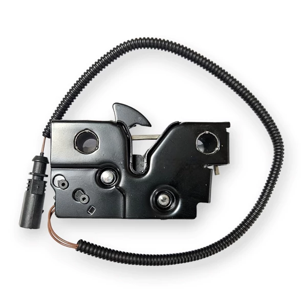 VW Passat B8.5 2020-2023 Ön Kaput Alt Kilidi Şalterli 5G1823509C - 3