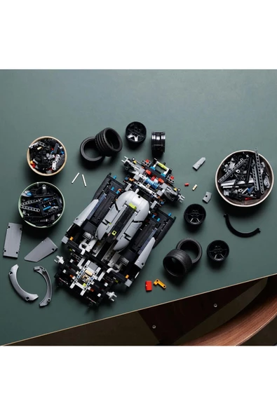 Technic Peugeot 9x8 24h Le Mans Hybrid Hypercar 42156 - 10
