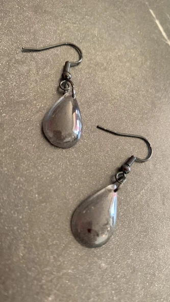 Parlak Füme Antrasit Renkli Siyah Aksesuar Damla Şekilli Sallantılı 3.5 CM Epoksi Küpe Hediyelik - Resim 6