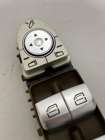 Mercedes C Class W205 Cam Açma Düğmesi 2059056811 - 4