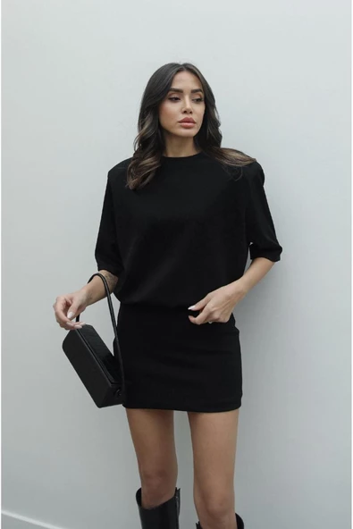 Kısa Kol Vatkalı Penye Elbise - 3