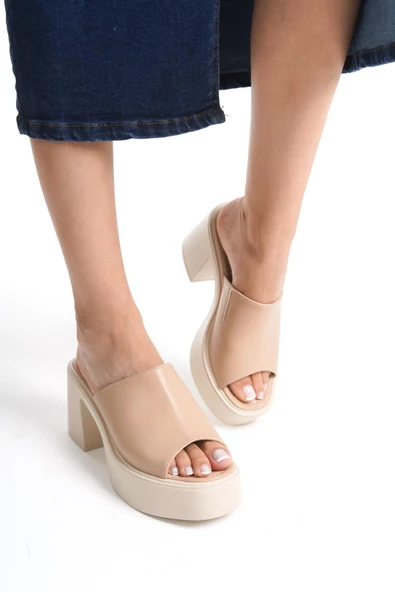 Arhez Ten Rengi Tek Bant Kalın Platform Topuklu Günlük Terlik - 2