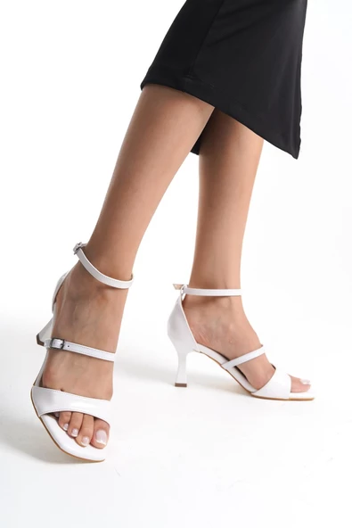 Starfish Beyaz Rugan Bandlı Sandalet Günlük Topuklu Ayakkabı - 2