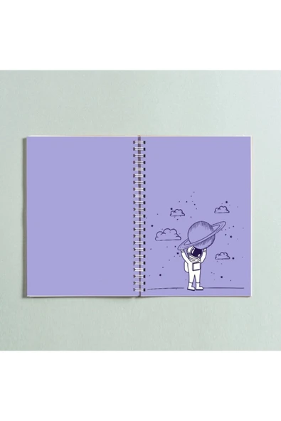 Astronot Saturn Tasarımlı Spiralli A5 96 Yaprak Çizgisiz Defter - 1