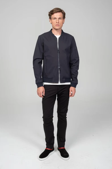 Erkek Teknolojik Kumaş Cepleri Dikişsiz Detaylı Mıknatıs İle Kendinden Kapanan Çift Açılır Fermuarlı Bomber Ceket - 10