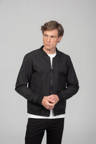 Erkek Teknolojik Kumaş Cepleri Dikişsiz Detaylı Mıknatıs İle Kendinden Kapanan Çift Açılır Fermuarlı Bomber Ceket - 3