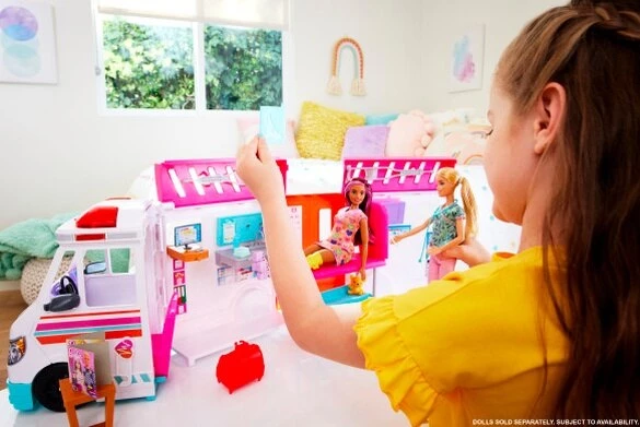 Barbie'nin Yeni Ambulansı HKT79 Lisanslı Ürün - Resim 2