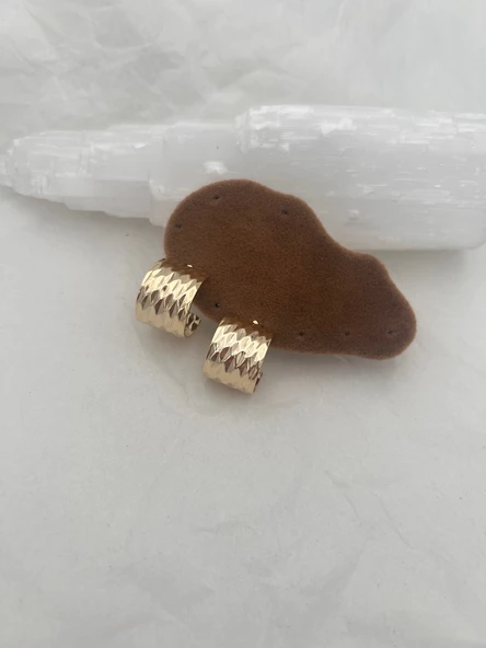 Çelik küpe ürün görseli