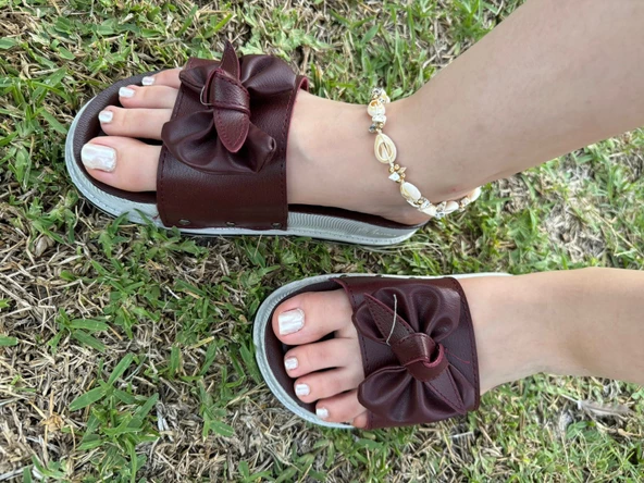 Şerit Detaylı  Fiyonklu Üst Kalite  Terlik - 2