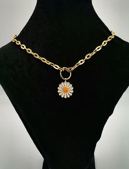 Altın Sarısı Zincir Papatya Figürlü Kolye ürün görseli 1