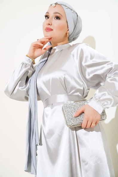 Saten Bel Kuşaklı Elbise Gri - Resim 2